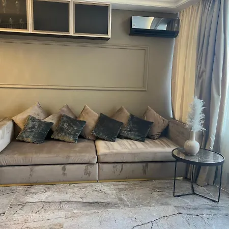 Апартаменти Elena Arcadia Sea View *